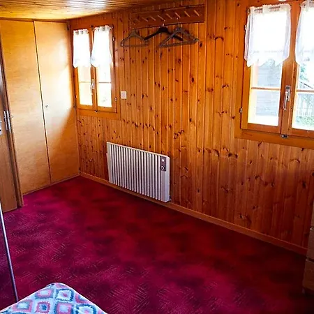Gruppenhaus Im Walliser Alpstyle * Ernen